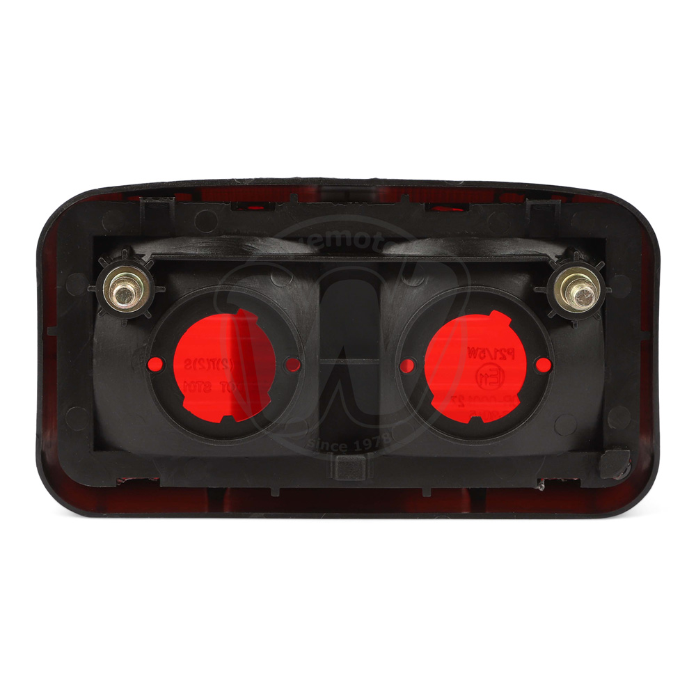 0IH7608_aa1901 three.jpg